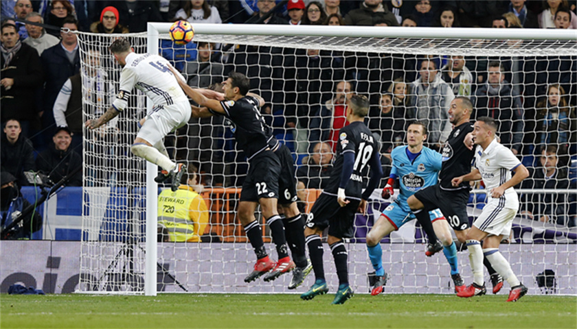 前曼联助教打趣：滕哈格是工作狂总忙到凌晨，他老婆都要离婚了